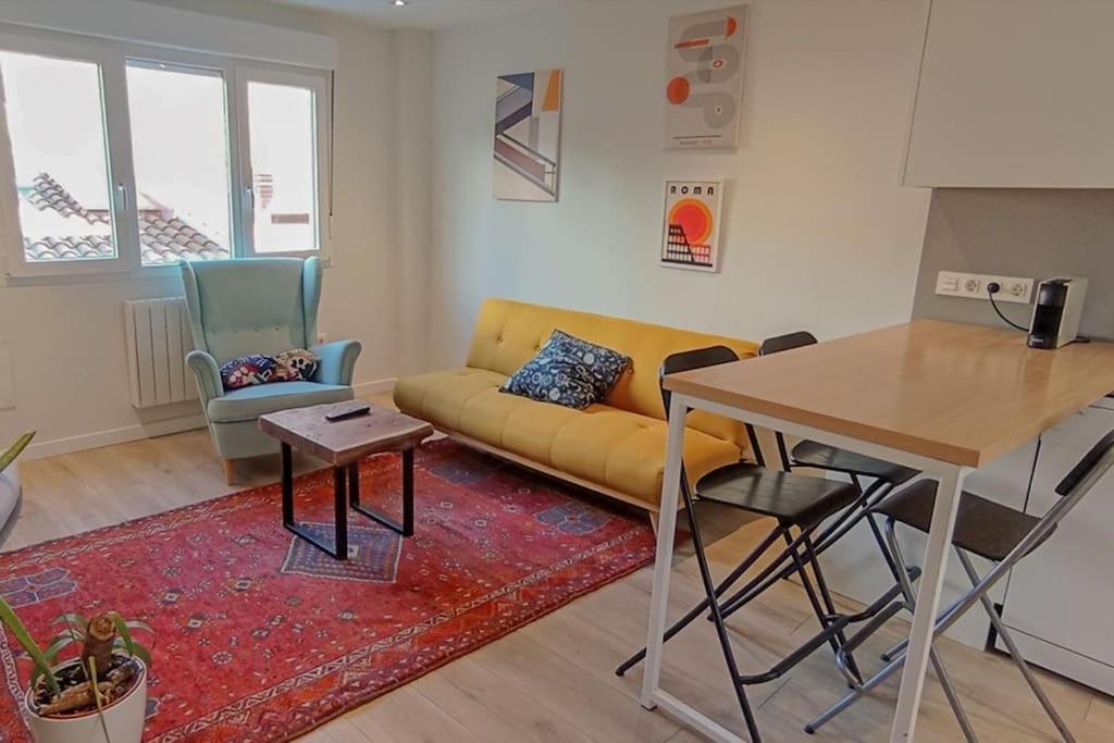 Apartamento En El Centro De Хіхон Екстер'єр фото