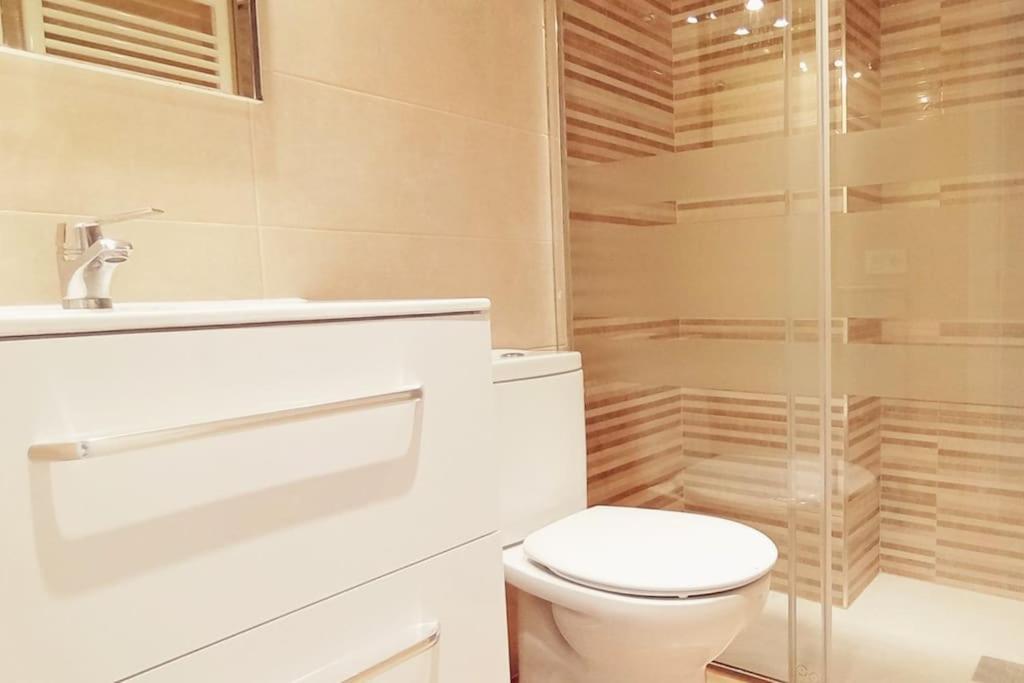 Apartamento En El Centro De Хіхон Екстер'єр фото